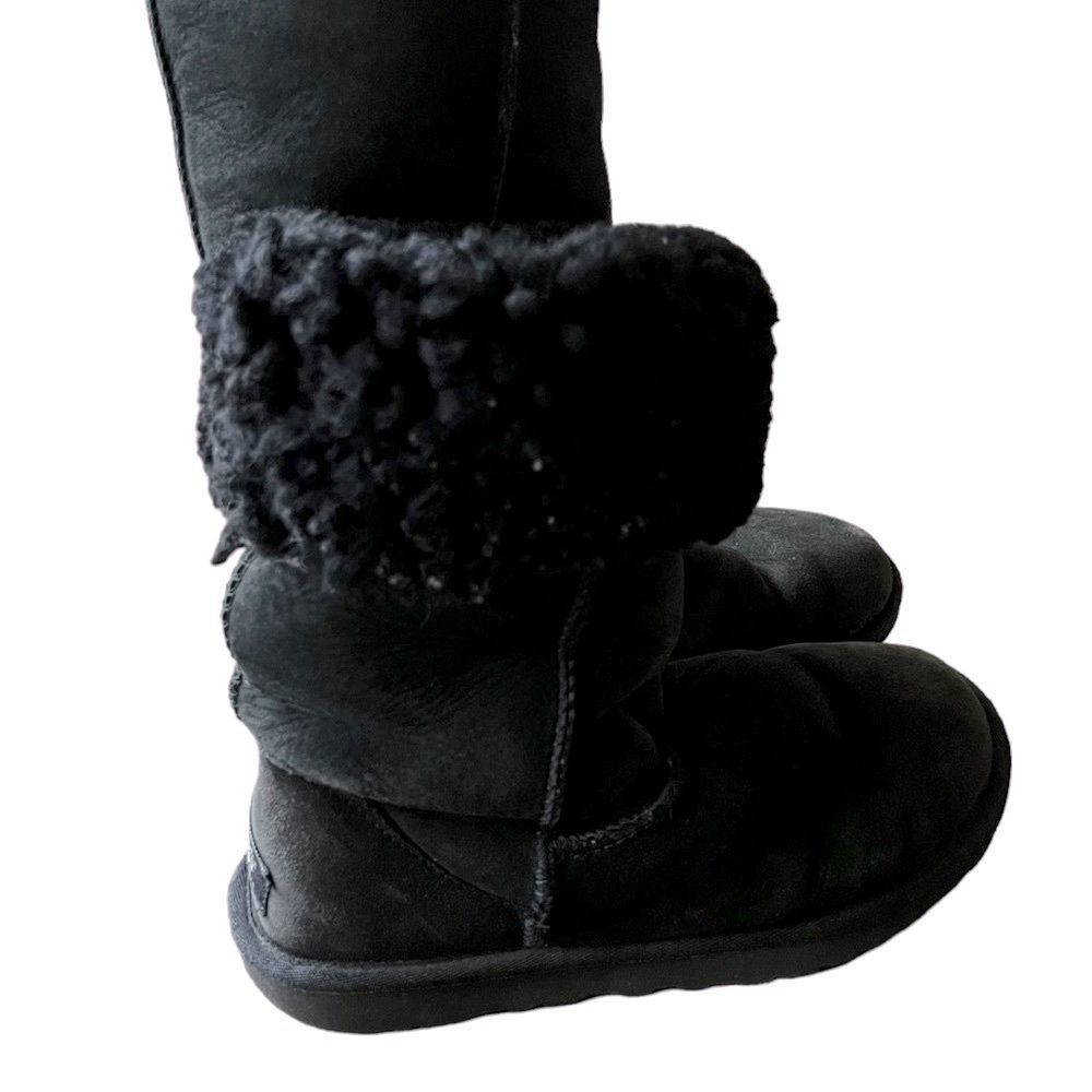 Ugg Women's Classic Tall Black Boots Size 7 S/N 5815